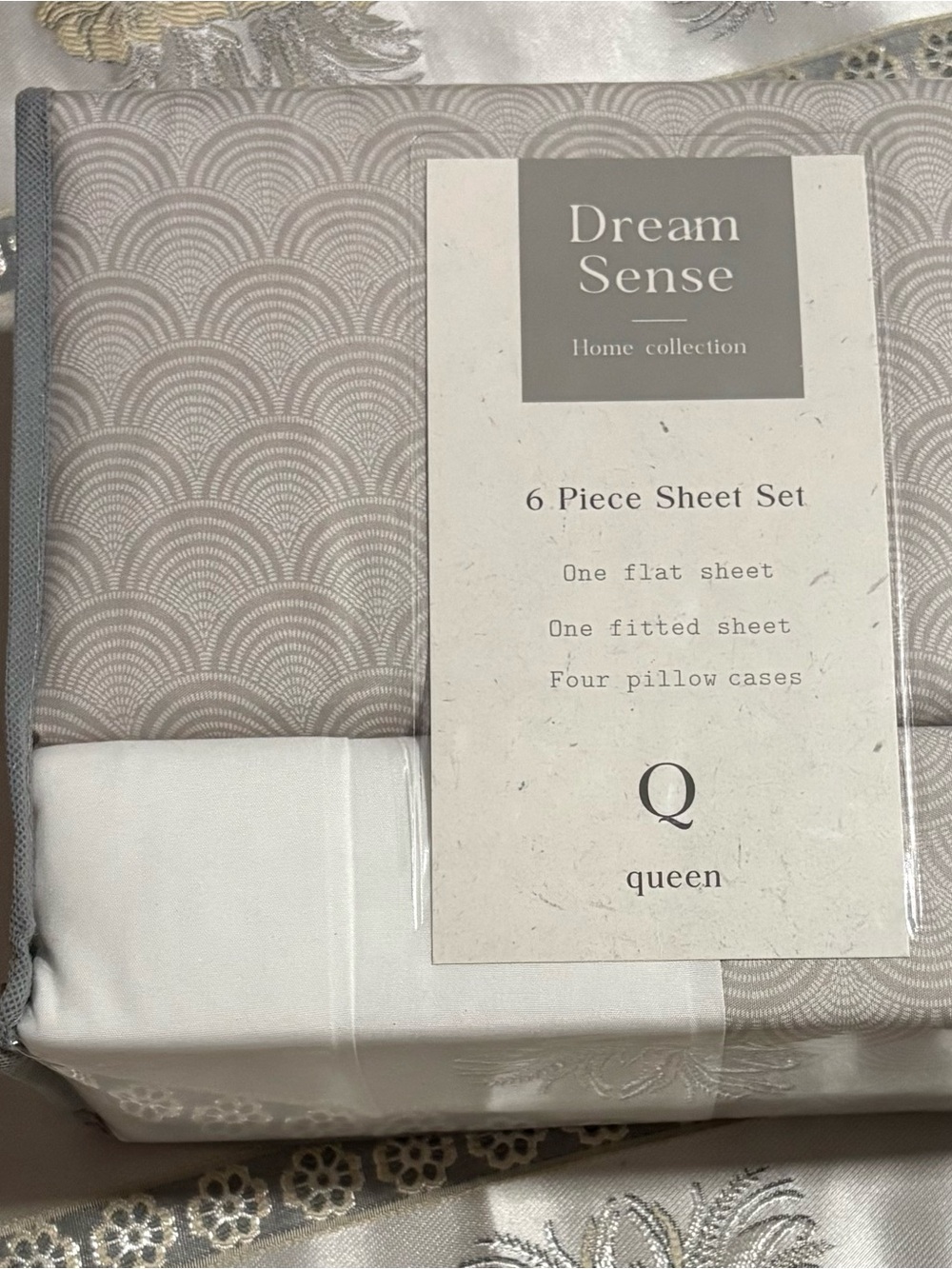 Queen 6-Piece Sheet Set in Light Taupe Pattern